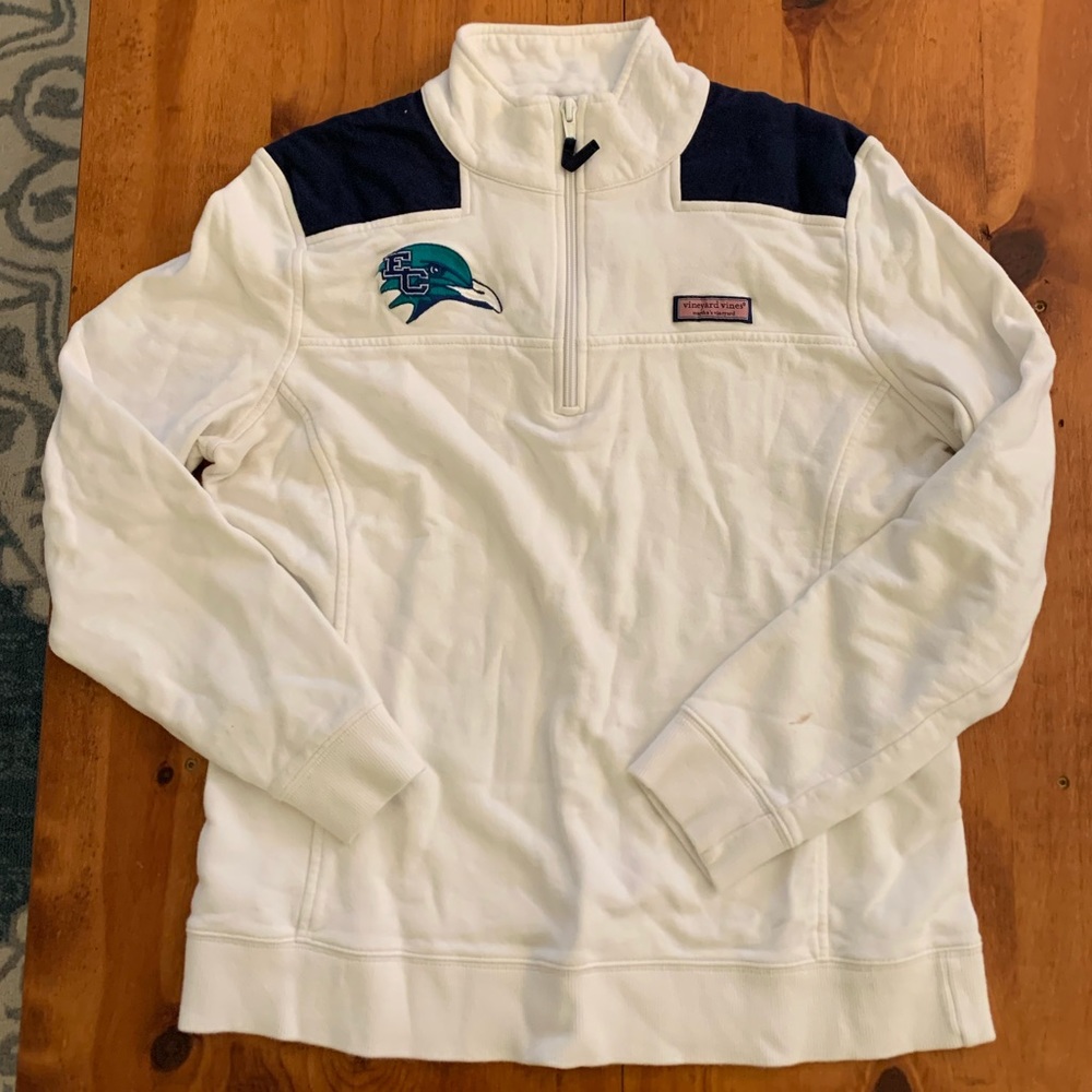 Vineyard Vines Quarter-zip Endicott College
